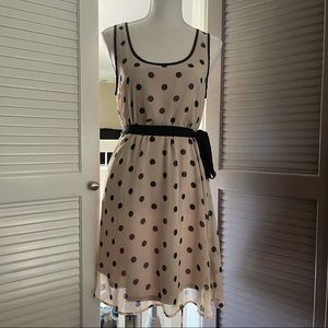 Forever 21 Flowy Dress poka dot beige and black M